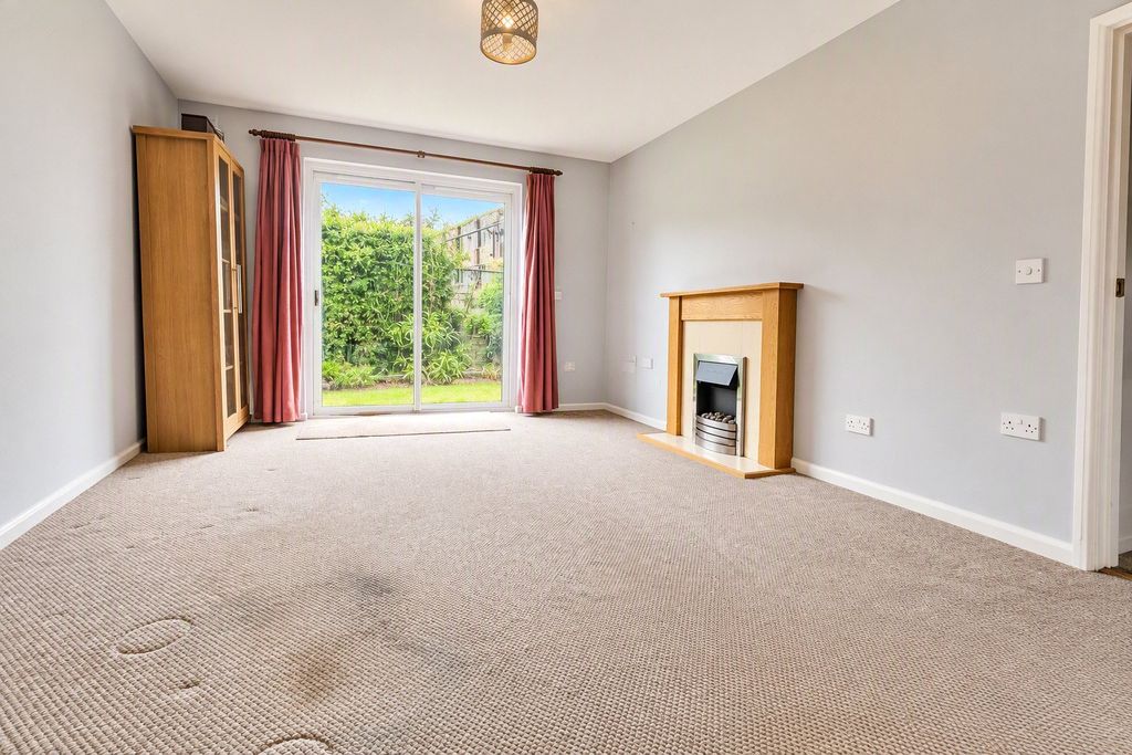 Property photo 3 of 7 Picture No. 06