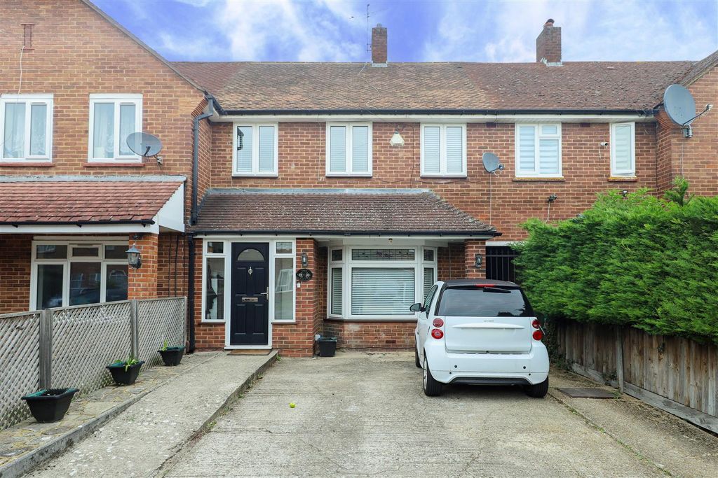 Property photo 1 of 12 Front