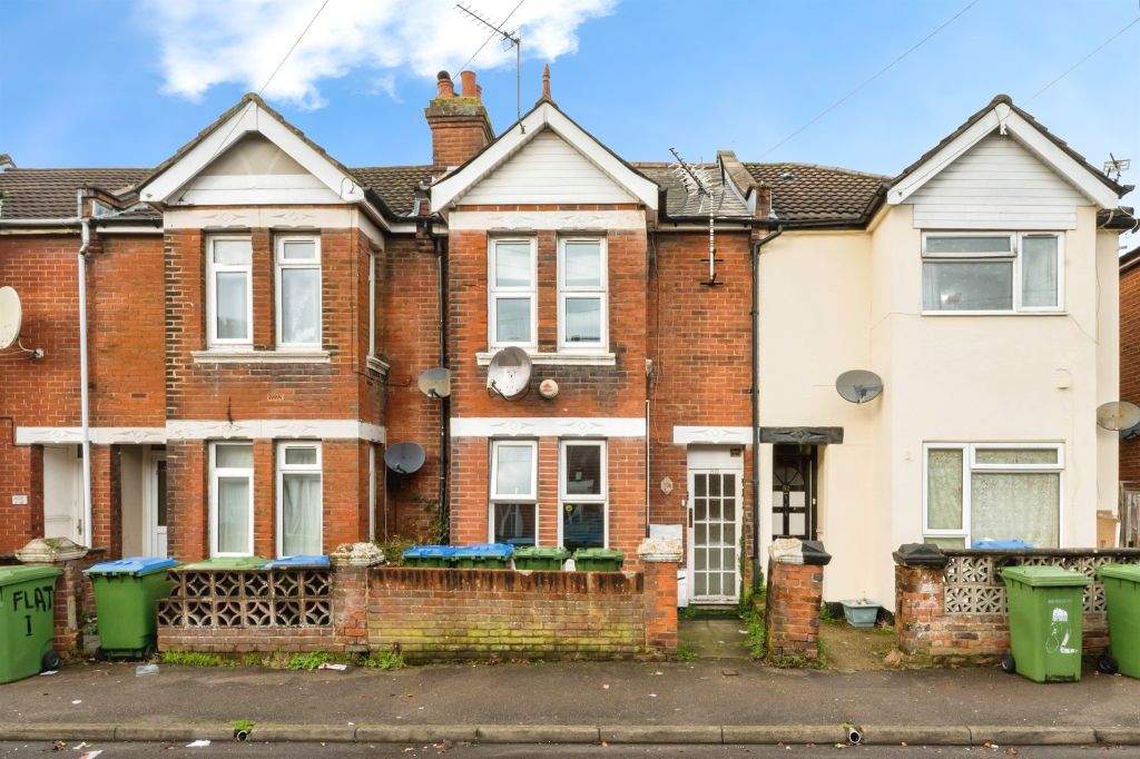 Property photo 1 of 12