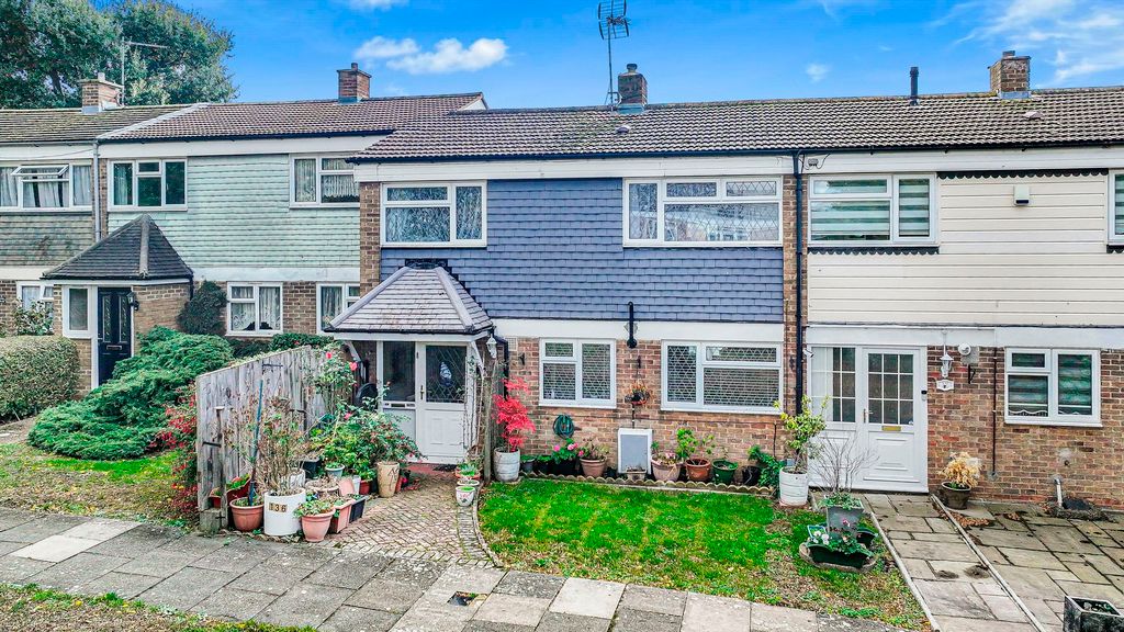 Property photo 2 of 34