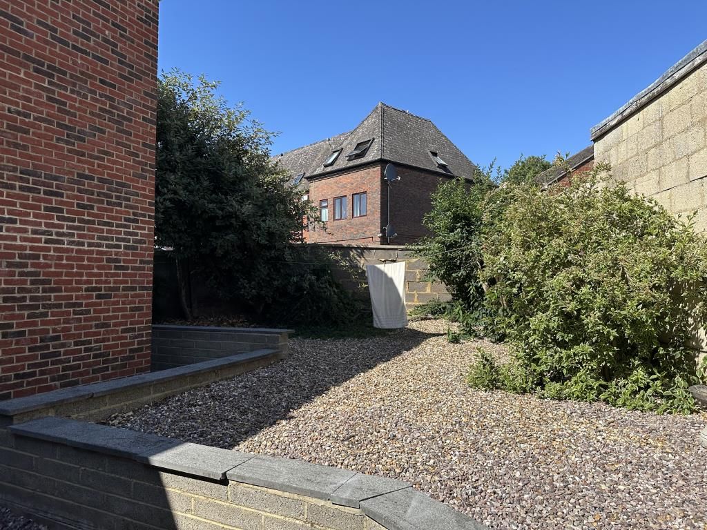 Property photo 2 of 5 External