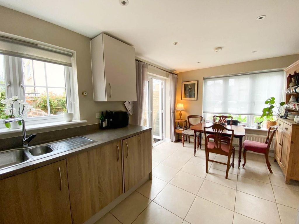 Property photo 3 of 15 Dfb28022-2181-43F8-A5E4-1A1Bfec42F1F.Jpg