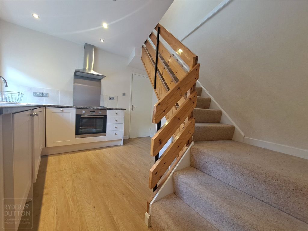 Property photo 2 of 13 Kitchen