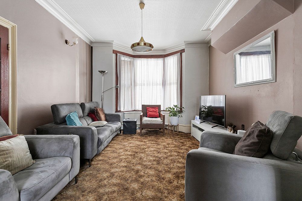 Property photo 2 of 16