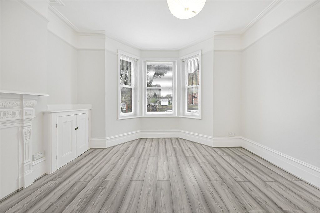 Property photo 2 of 9 Reception Room