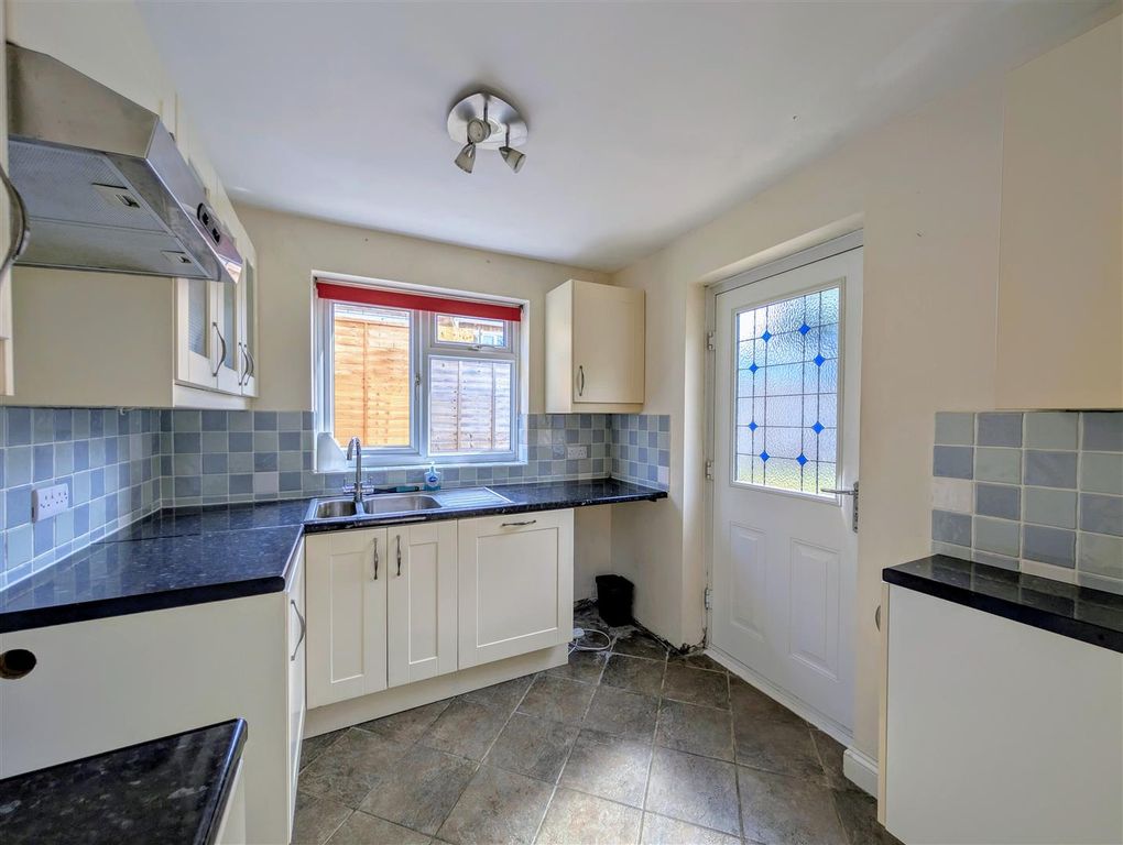 Property photo 3 of 8