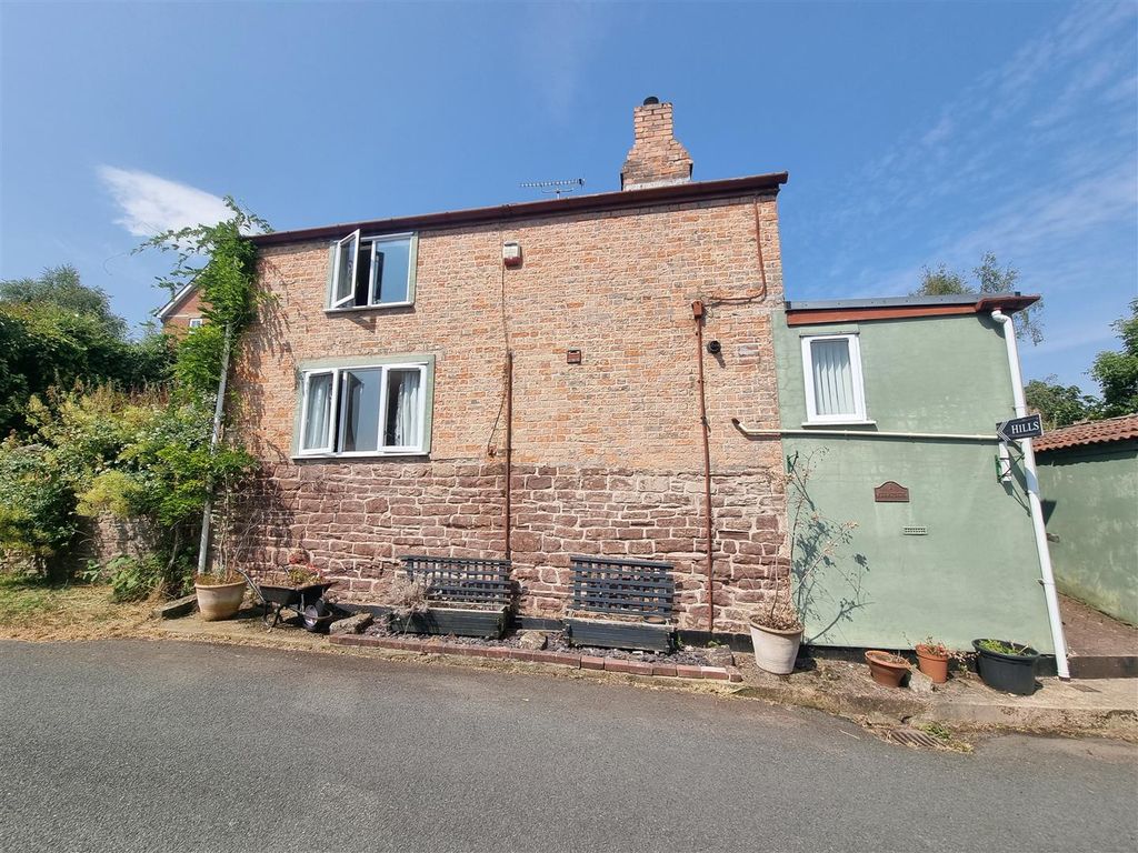 Property photo 1 of 13