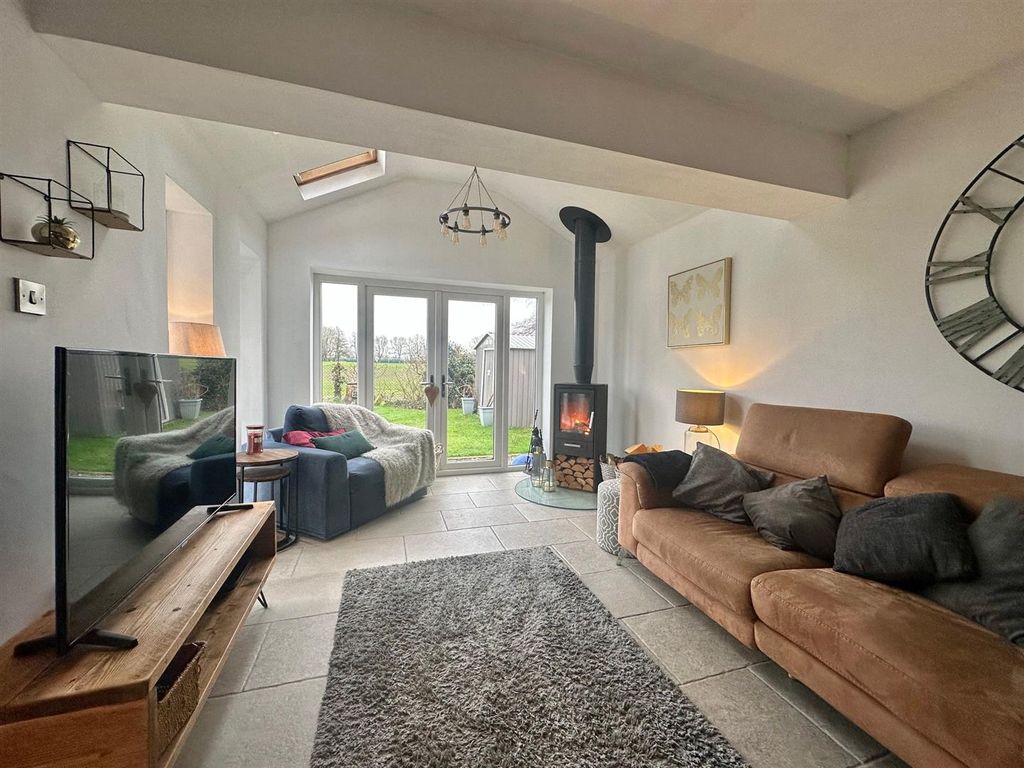 Property photo 3 of 40 Img_3690.Jpeg