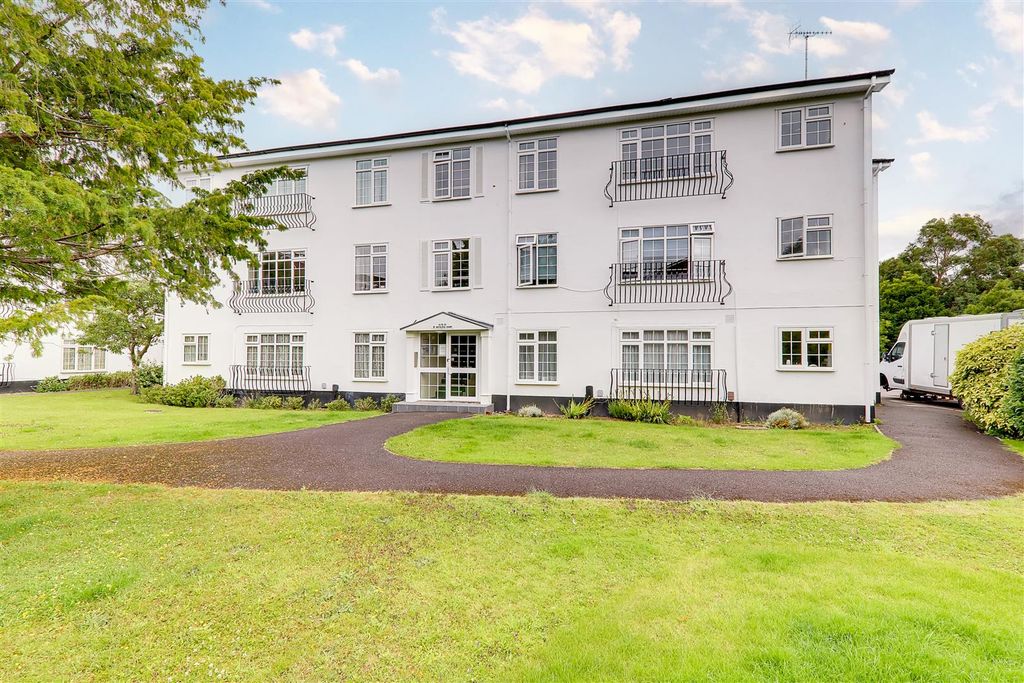 Property photo 1 of 8 Img_3804-Img_3806.Jpg