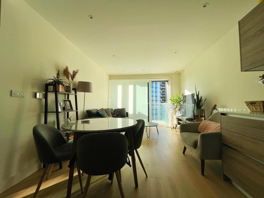 Property photo 3 of 12 Gallery