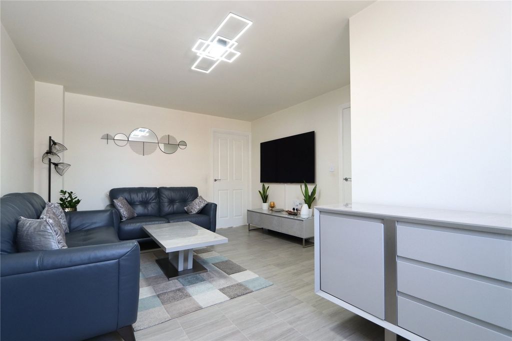 Property photo 3 of 13 Picture No. 06