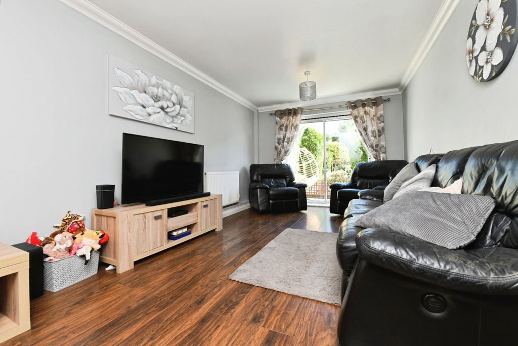 Property photo 2 of 17 Pbox-Img.Jpg