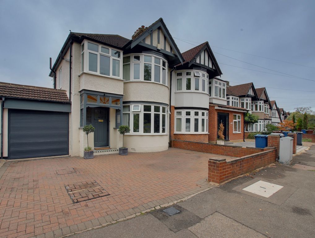 Property photo 1 of 13