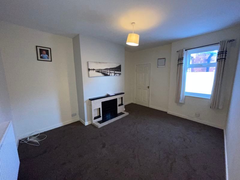 Property photo 2 of 9 Photo 2