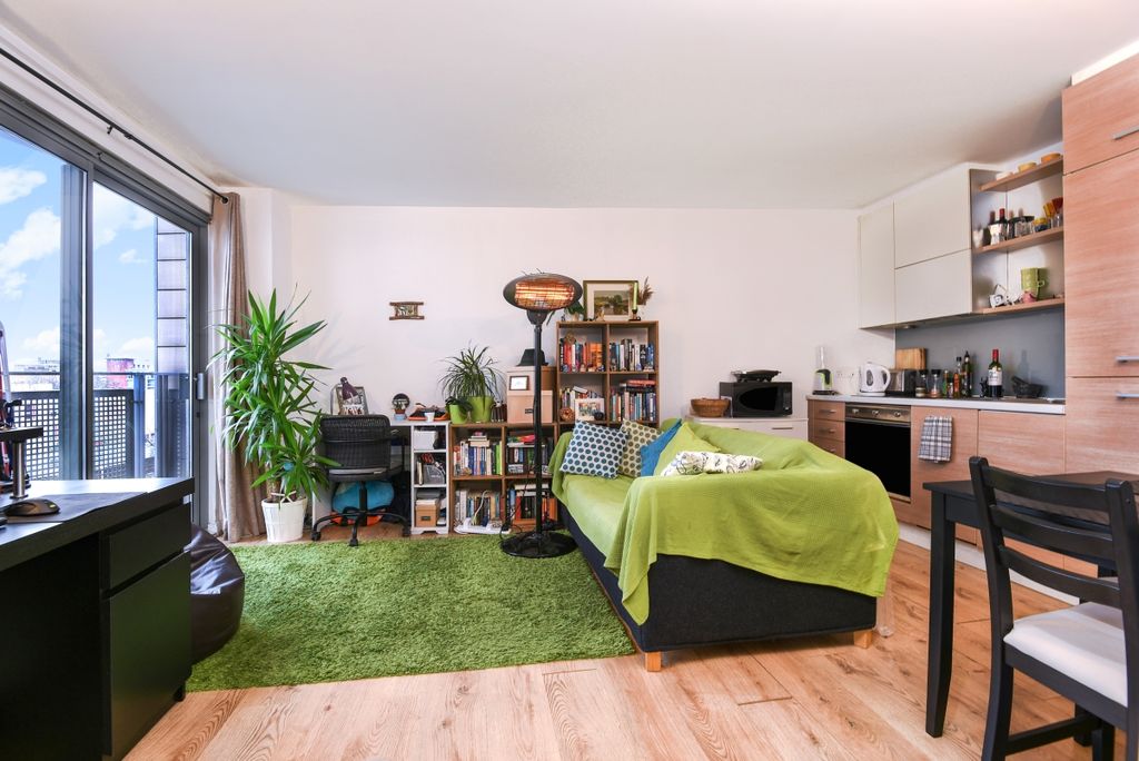 Property photo 1 of 5 235327 (3)