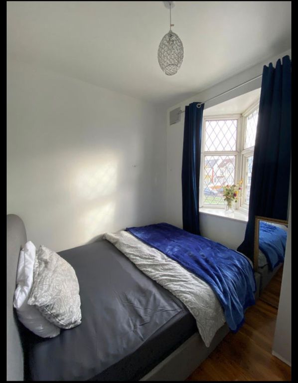 Property photo 1 of 2