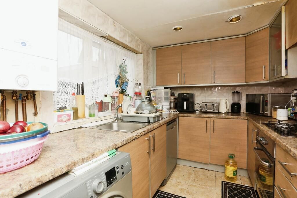 Property photo 3 of 15