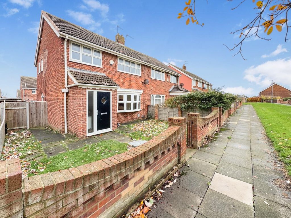 Property photo 1 of 21 Front