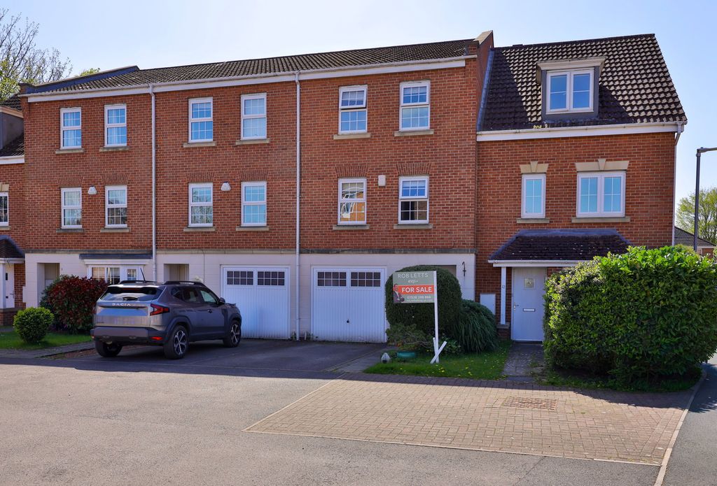 Property photo 1 of 22
