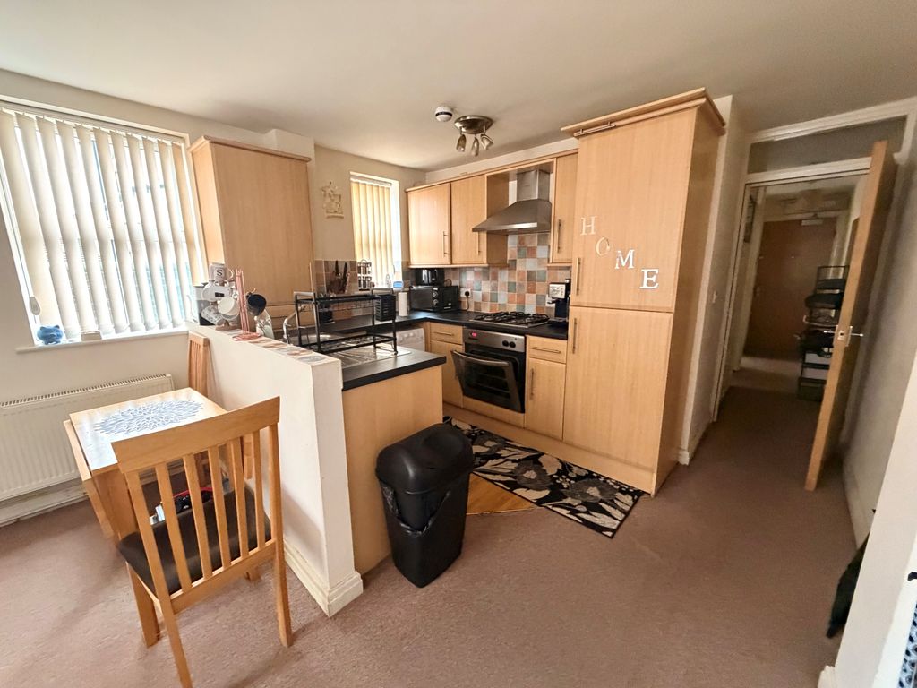 Property photo 1 of 4