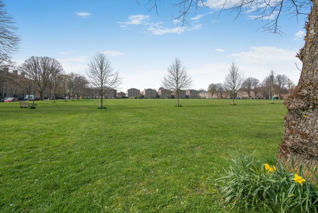 Property photo 2 of 16 Picture No. 05