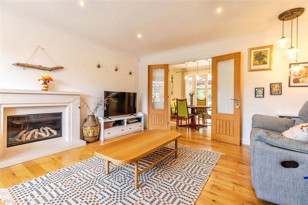Property photo 2 of 24 Picture No. 89