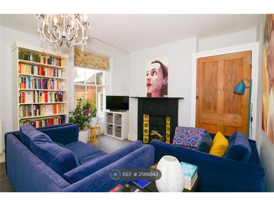 Property photo 3 of 17