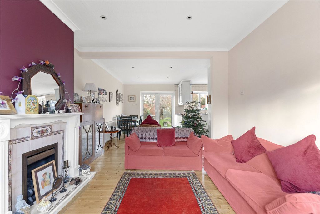 Property photo 3 of 15 Picture No. 04