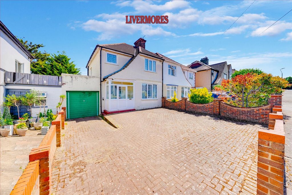 Property photo 2 of 19 External