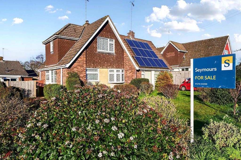 Property photo 1 of 11 5-The-Glebe (10)