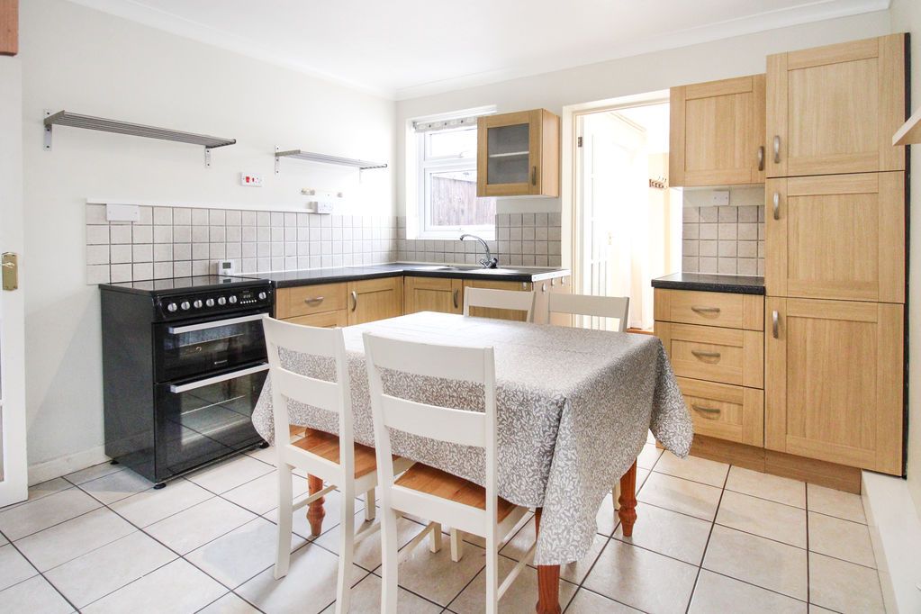Property photo 3 of 13 Kitchen/Diner