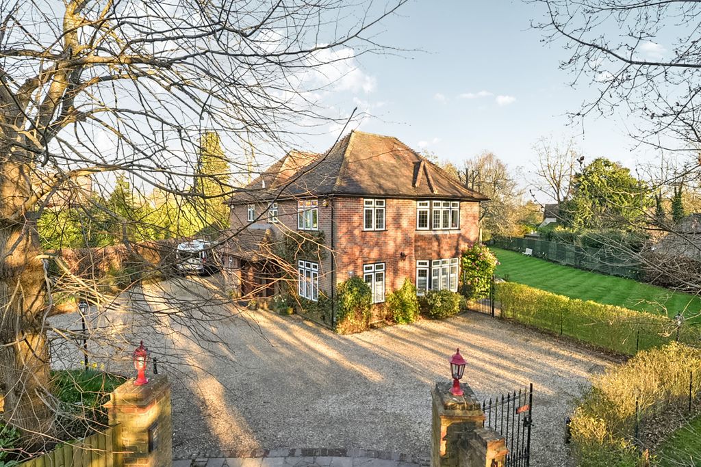 Property photo 1 of 13