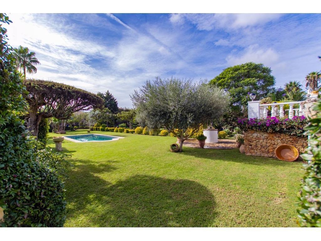 Property photo 2 of 30