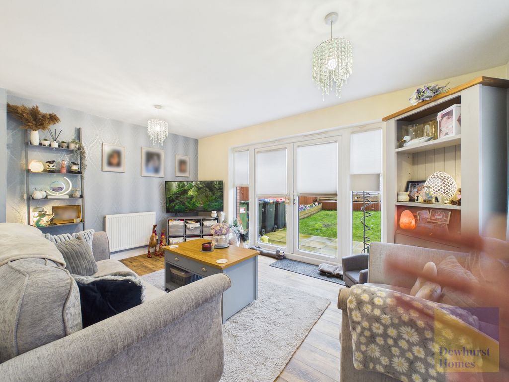 Property photo 2 of 28