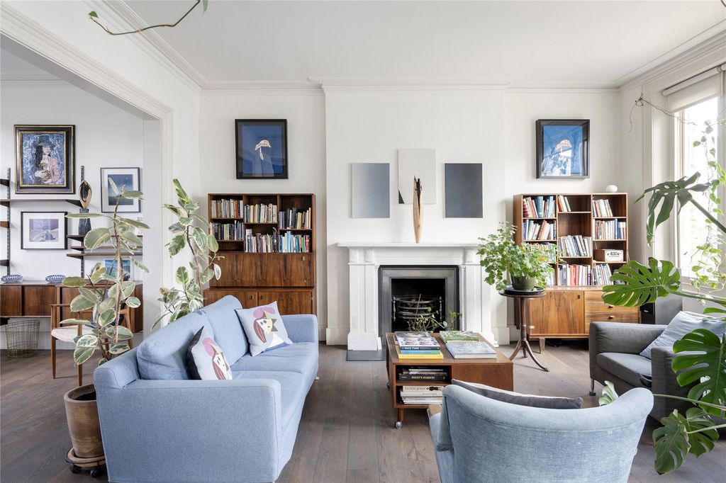 Property photo 1 of 24 Picture No. 05