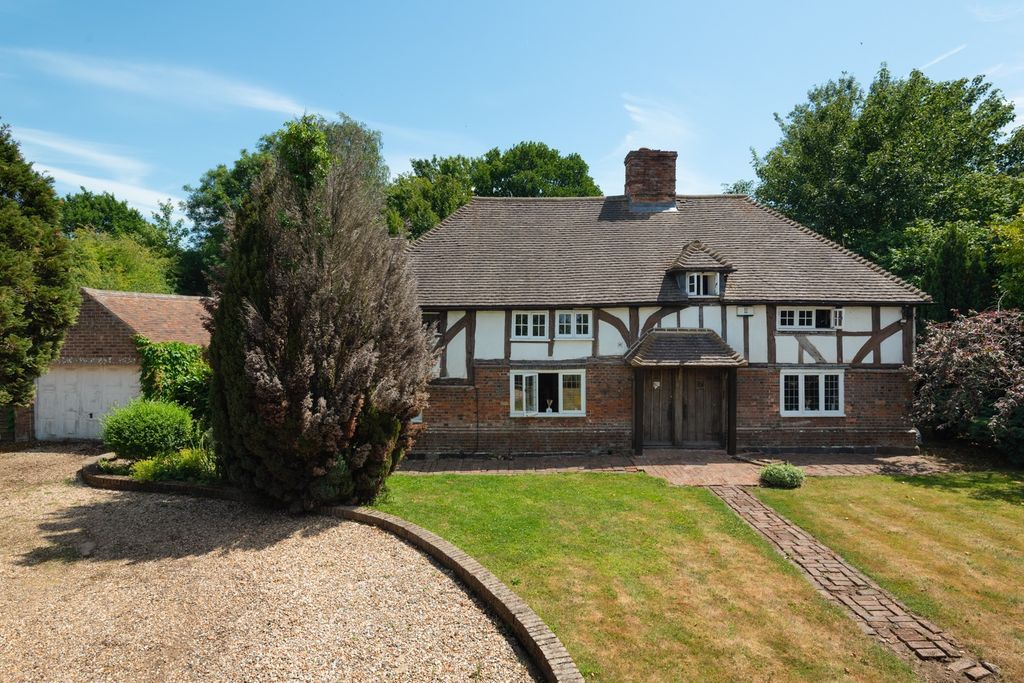 Property photo 1 of 27 3927532