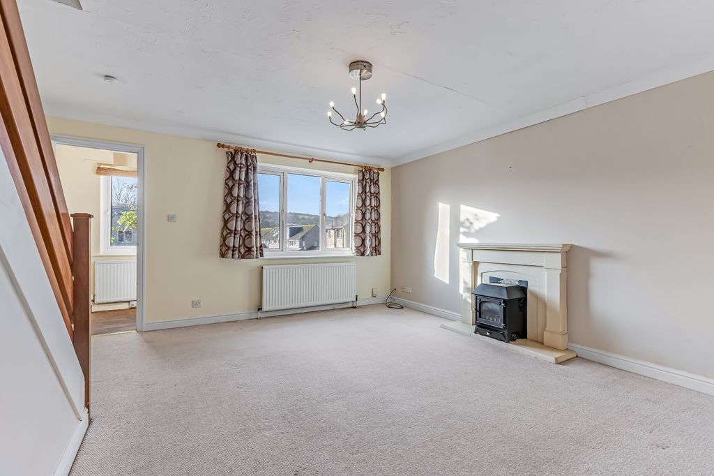 Property photo 2 of 21 Picture No. 02