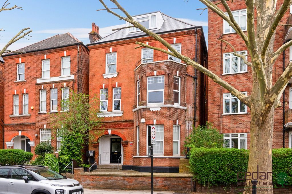 Property photo 2 of 13