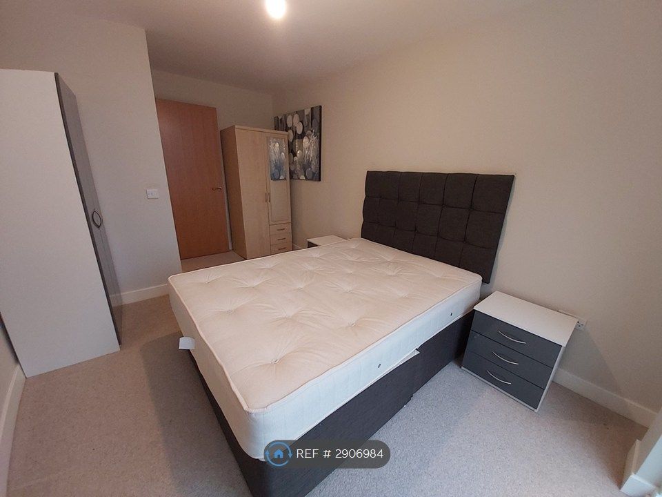 Property photo 3 of 27 Bed Room