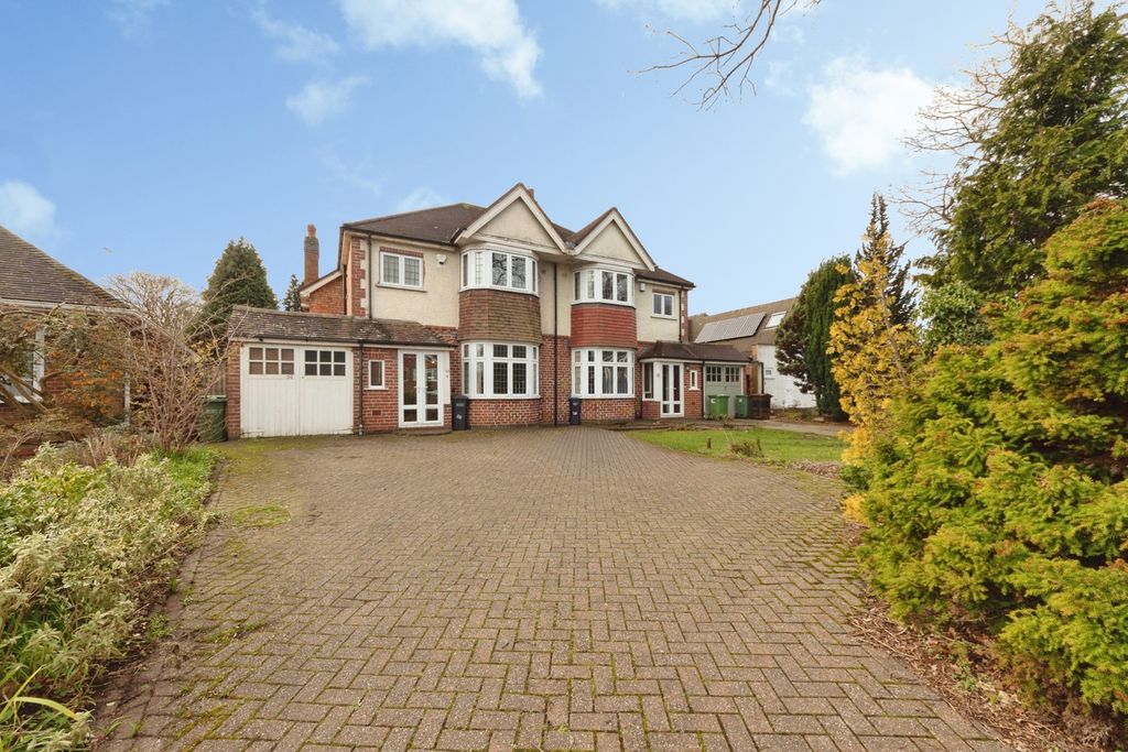 Property photo 1 of 20 Frontage