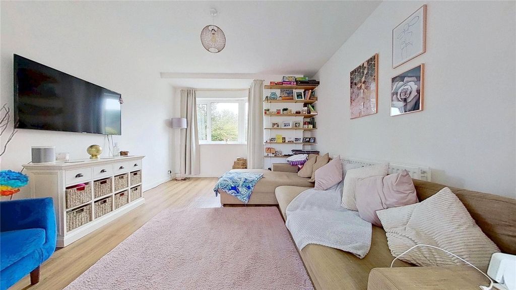 Property photo 3 of 13 Picture No. 12