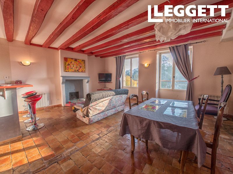 Property photo 2 of 10