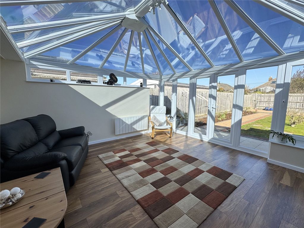 Property photo 2 of 11 Picture No. 08