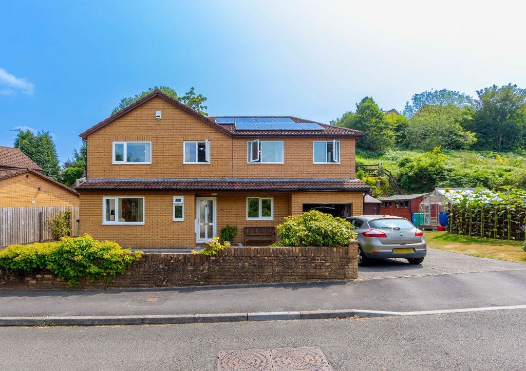 Property photo 1 of 45