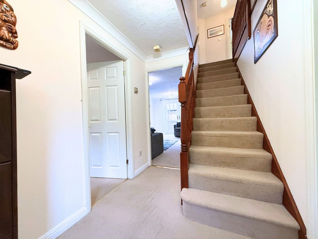 Property photo 2 of 22