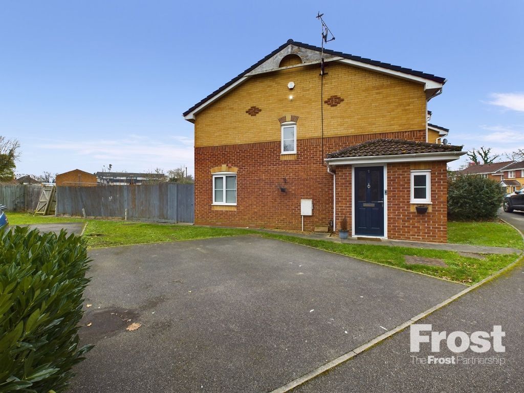 Property photo 1 of 15 Front