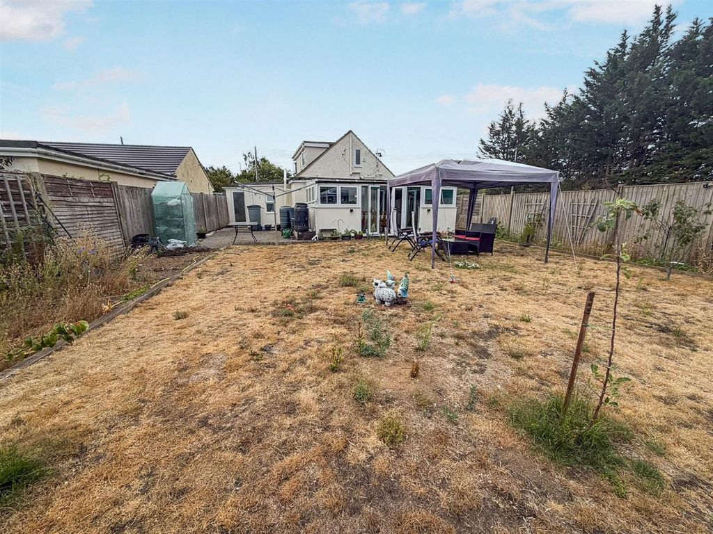 Property photo 2 of 22 Tlc_8E75E06B-Ed87-4Df4-A51A-Fa2E968Dd5ce_7F421Ca.J