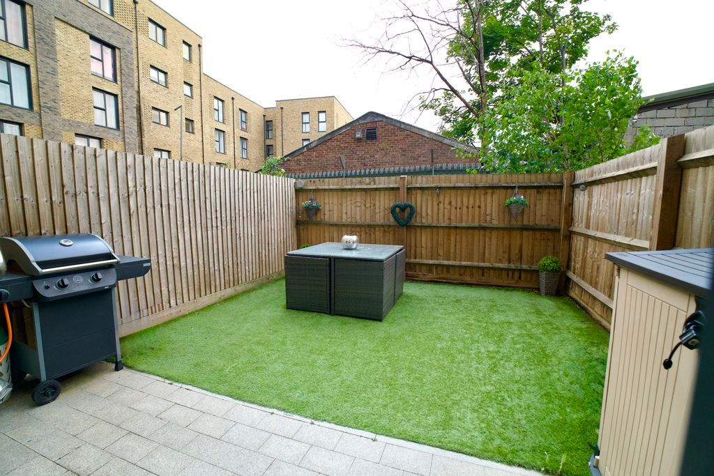 Property photo 2 of 19 Photo 2