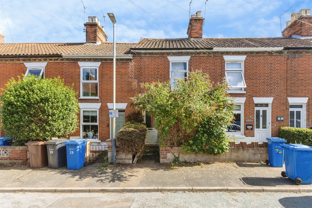 Property photo 1 of 10