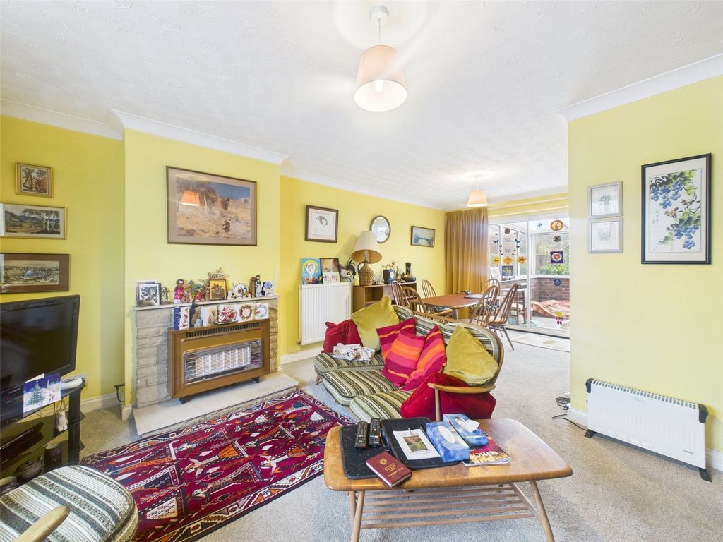 Property photo 2 of 9 Picture No. 11